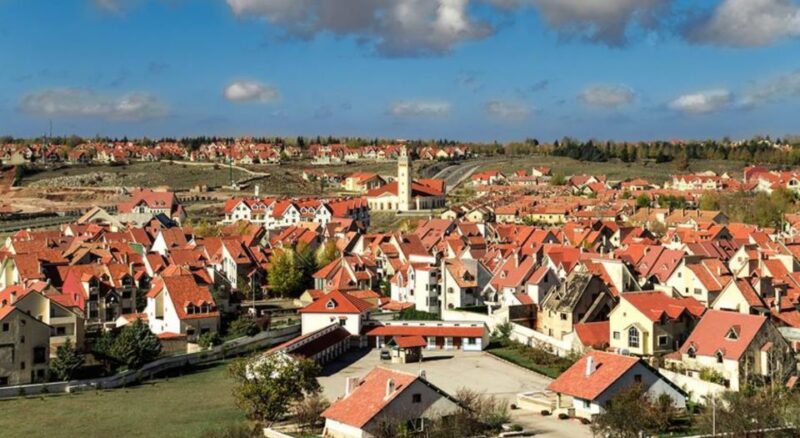 From Fez: Middle Atlas Day Trip With Ifrane National Park - Itinerary: Immouzar and Berber Culture