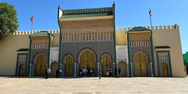 From Fez: Privat Tour 3-Day To Marrakech Via-Desert Merzouga - Camel Ride and Sunset in Merzouga