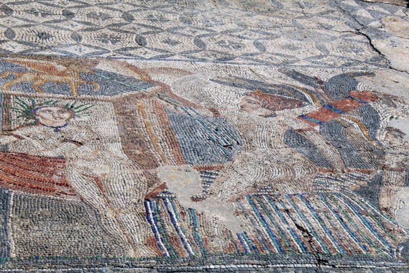From Fez: Volubilis Moulay Idriss and Meknes Day Trip - Good To Know
