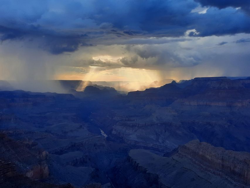 From Flagstaff: Private Grand Canyon National Park Tour - Delectable Lunch and Refreshing Treats