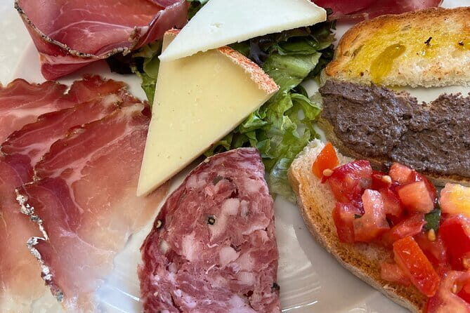 From Florence: Exclusive Tuk Tuk & Wine Experience in Tuscany - Key Points