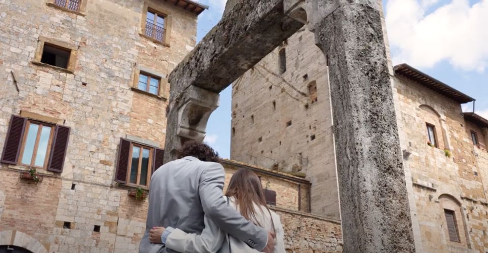 From Florence: San Gimignano, Siena, and Chianti Wine Tour - Monteriggioni Photo Stop
