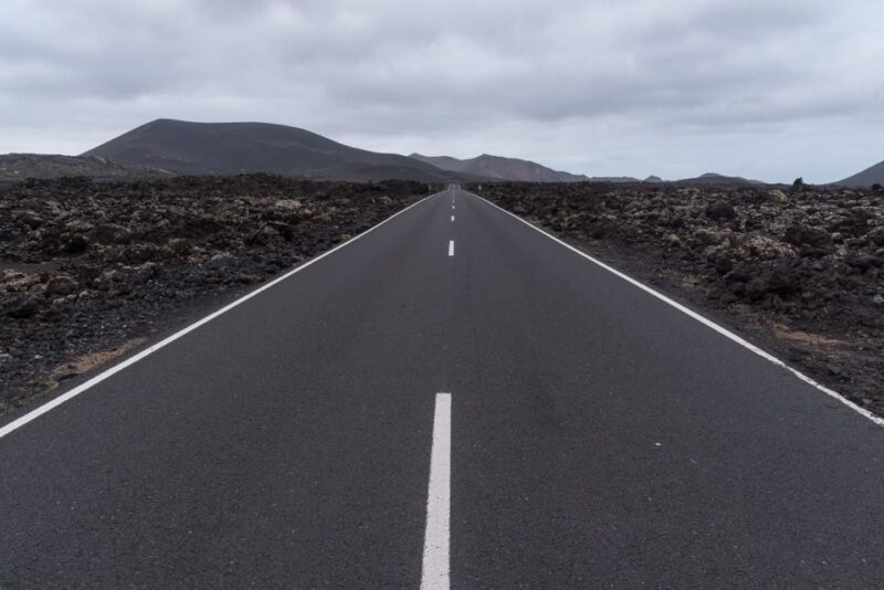 From Fuerteventura: Lanzarote Volcano and Wine Region Tour - Discovering the La Geria Wine Region