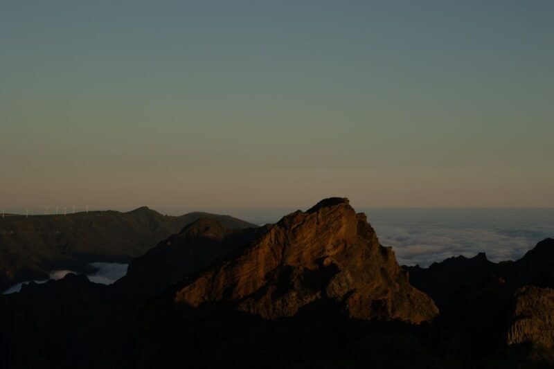 From Funchal: Transfer to Pico do Arieiro & Pico Ruivo Trail - Key Points