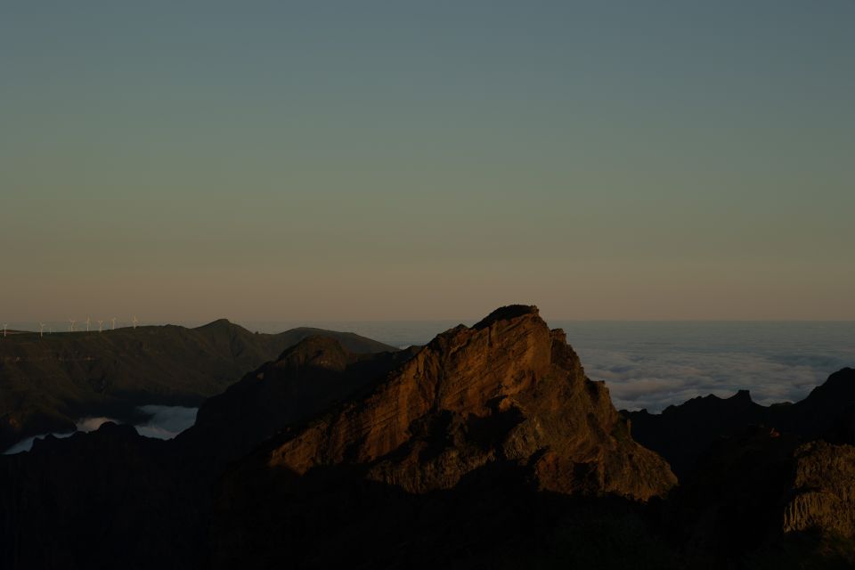 From Funchal: Transfer to Pico Do Arieiro & Pico Ruivo Trail - Booking Information