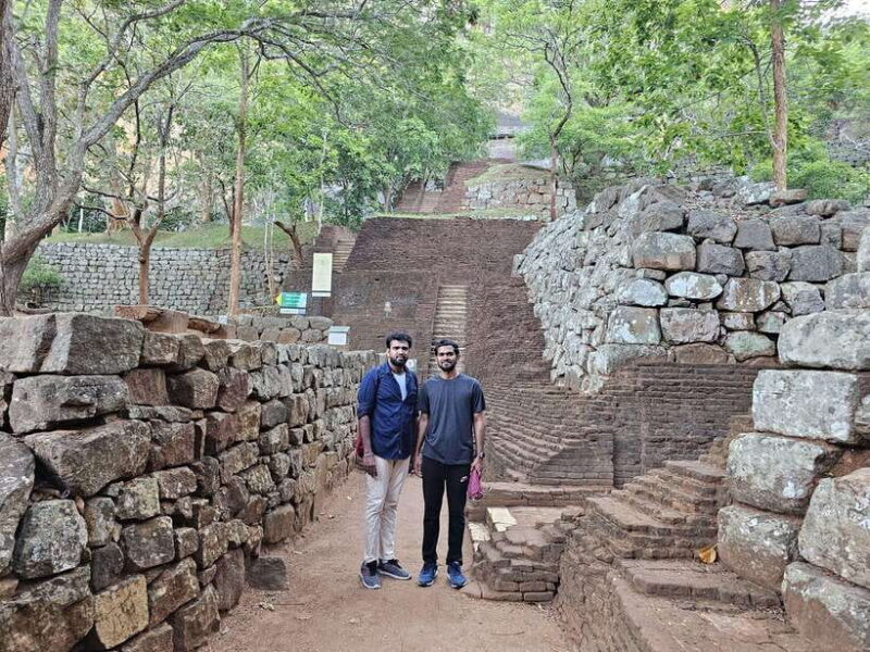 From Galle: Sigiriya Rock Fortress, Dambulla Cave & Safari - FAQ