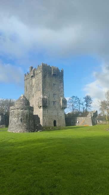 From Galway: Connemara, Kylemore Abbey & Castles 1 Day Tour - FAQ