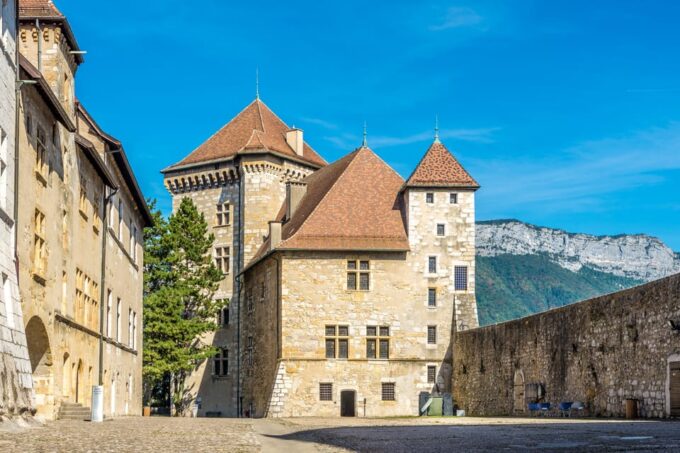 From Geneva: Annecy Private Day Trip - Ask Away