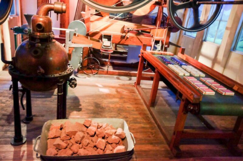 From Geneva: Gruyères Cheese & Chocolate Private Tour - Swiss Chocolate Experience