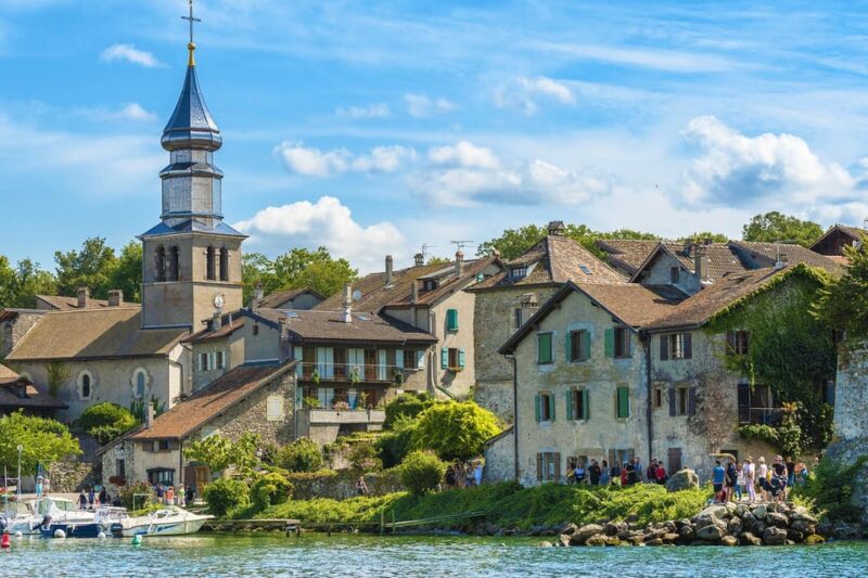 From Geneva: Half-Day Guided Excursion to Yvoire PRIVATE - Itinerary Details