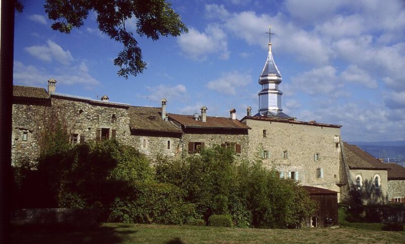 From Geneva: Yvoire Medieval Village & Lake Geneva Cruise - Transportation Details