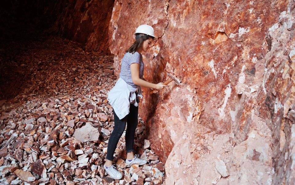 From Guadalajara: Magdalena Opal Experience - Hunting for Your Own Opal