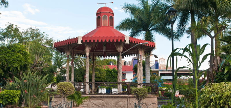 From Guadalajara to Chapala and Ajijic: Motorcycle Tour - An Authentic Day on Two Wheels Through Jalisco