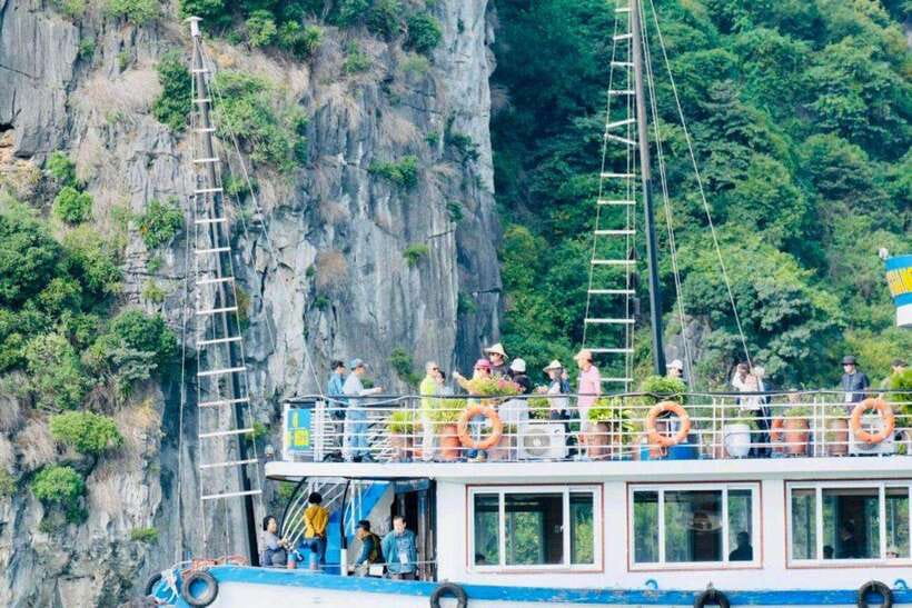 From Ha Noi: Explore Ha Long Bay Day Trip With 6-Hour Cruise - Activities and Highlights