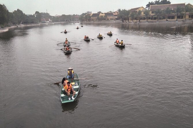 From Ha Noi - Full-Day Trip Ninh Binh - Sampan Boat Ride
