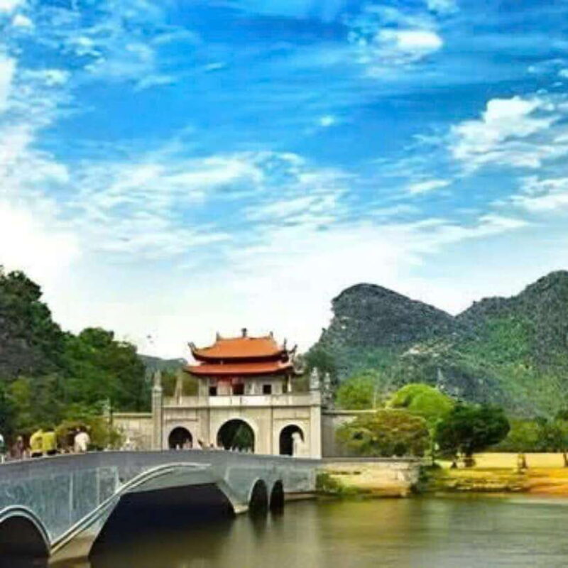 From Ha Noi: Hoa Lu, Tam Coc, Mua Cave Day - Key Points