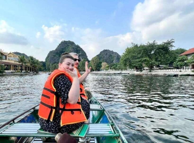 From Ha Noi: Tam Coc -Hoa Lu & Mua Cave Full-Day Trip - Hoa Lu Ancient Capital