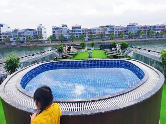 From Hanoi: 1-Day Ha Long Bay Luxury Cruise With Jacuzzi - Customer Reviews