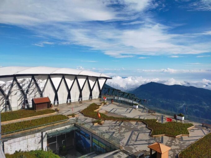 From Hanoi: 2-Day Sapa, Fansipan, and Muong Hoa Valley Tour - Health and Safety Guidelines