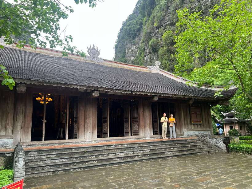 From Hanoi: Bai Dinh, Trang An, Mua Cave Full Day Group Tour - Transportation and Logistics