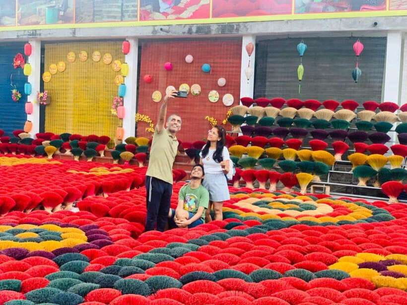 From Hanoi: Half-Day Tour to Incense & Hat Villages - Key Points