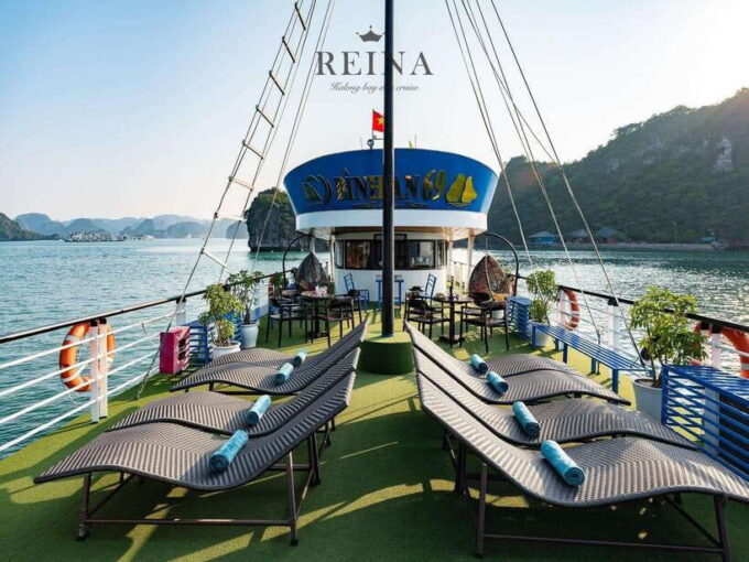 From Hanoi: Halong Bay 6hrs Tour With Lunch and Sunset Party - Customer Experiences and Reviews