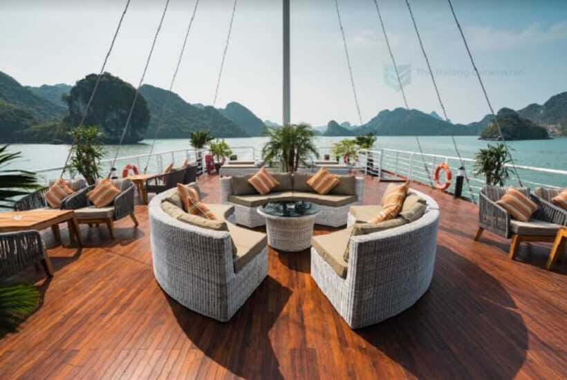 From Hanoi: Halong Bay Cruise With Cave Visit and Lunch - Relaxation and Activities on the Cruise