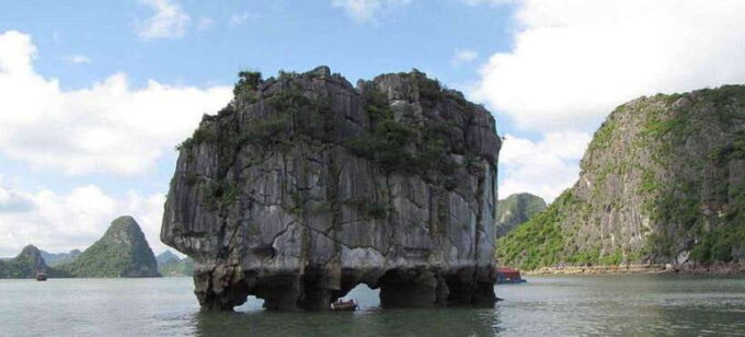 From Hanoi: Halong Bay, Sung Sot ,Titop Island & Luon Cave - Frequently Asked Questions