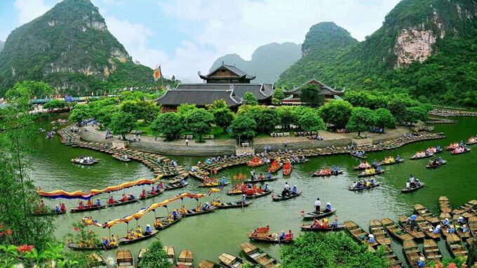 From Hanoi: Hoa Lu, Bai Dinh, Trang An, Tam Coc and Mua Cave - Booking and Cancellation Policies