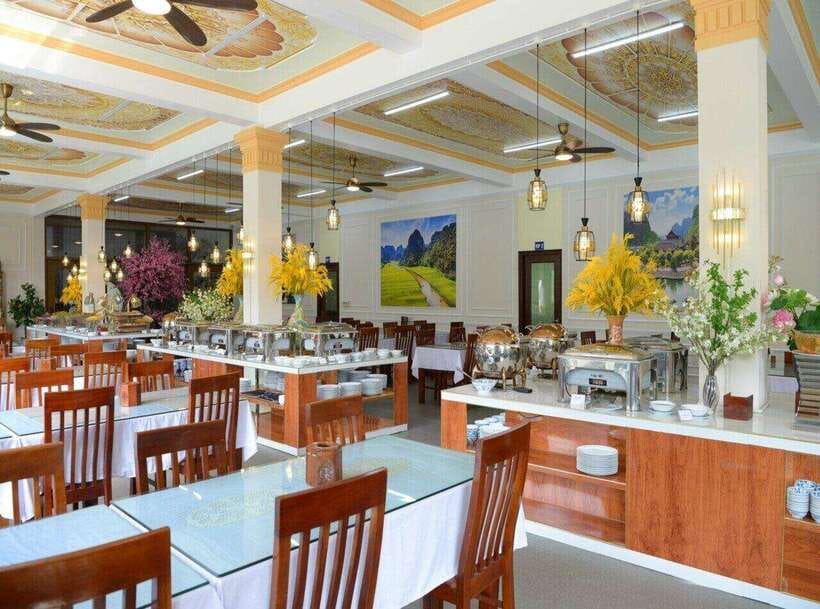 From Hanoi: Luxury Ninh Binh Tour With Lunch and Cycling - Important Information for Travelers