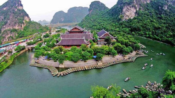 From Hanoi: Ninh Binh- Bai Dinh Pagoda- Trang An- Mua Caves - Bai Dinh Pagoda: A Cultural Marvel