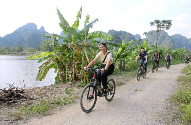 From Hanoi: Ninh Binh, Hoa Lu, Tam Coc Boat Trip & Mua Cave - Inclusions and Special Notes