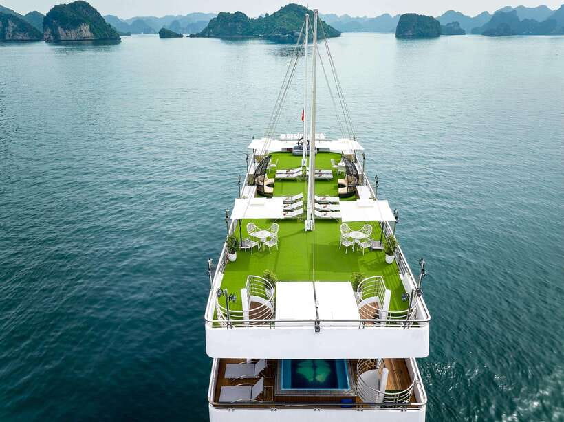 From Hanoi or Ha Long: Ha Long Bay Premium Cruise Day Tour - Customer Feedback and Experiences