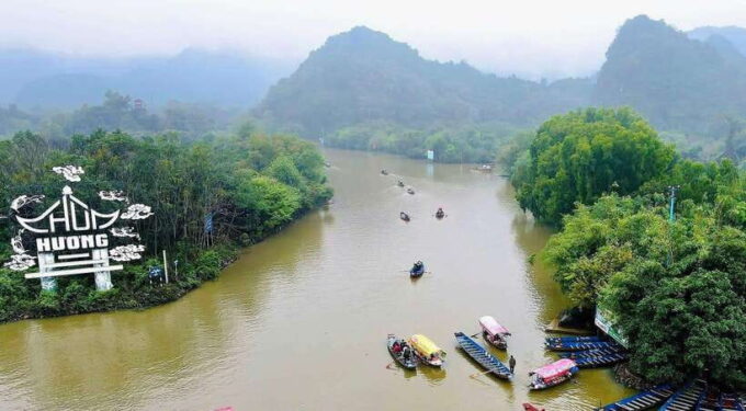 From Hanoi: Perfume Pagoda Day Trip With Boat Ride - Customer Experiences and Feedback