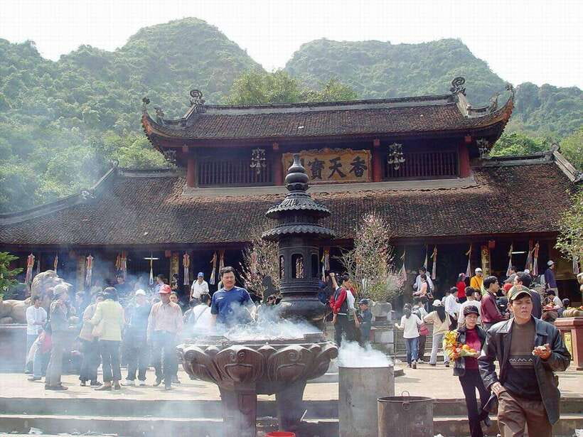 From Hanoi: Perfume Pagoda Tour and Quang Phu Cau 1 Day - Preparation and Recommendations