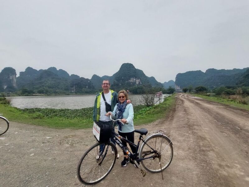 From Hanoi: Tam Coc or Trang An, Hoa Lu & Mua Cave Tour - Exclusions and Additional Costs