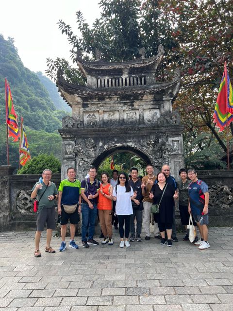 From Hanoi: Tam Coc or Trang An, Hoa Lu & Mua Cave Tour - Customer Feedback