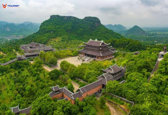 From Hanoi - Trang An - Bai Dinh- Mua Cave Trip by Limousine - Booking Information