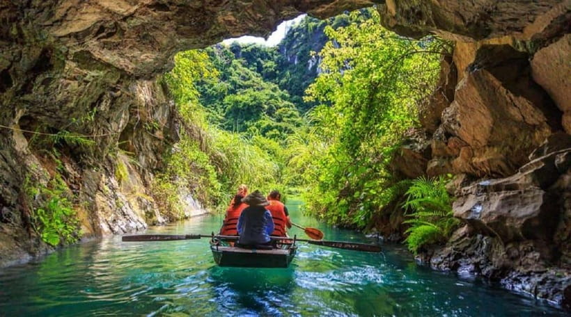 From Hanoi: Trang An, Hoa Lu & Mua Cave Full-Day Luxury Tour - Important Information