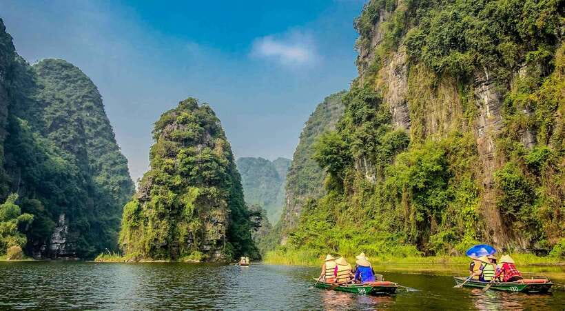 From Hanoi:Hoa Lu-Trang An-Mua Cave(1 Day Trip by Limousine) - Frequently Asked Questions