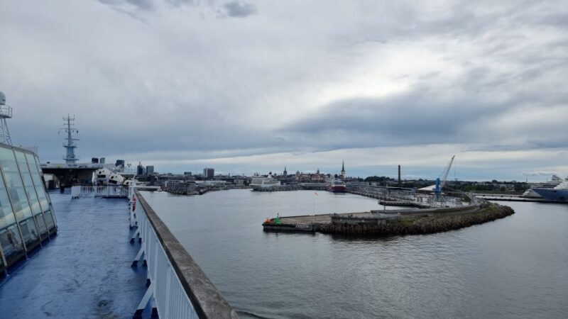 From Helsinki: Guided Day Trip to Tallinn by Ferry & VIP Car - A Day in Tallinn: What to Expect