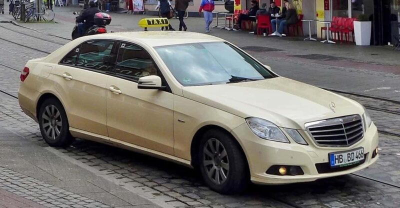 From Hikkaduwa/Galle Transfer to Colombo Airport (CMB) - Vehicle and Comfort
