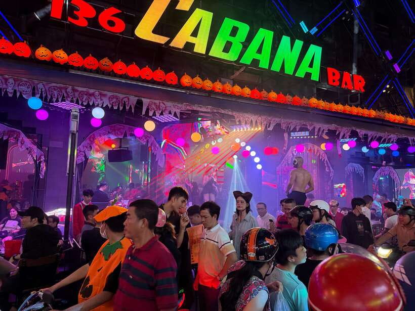 From Ho Chi Minh City: Street Food Walking Tour With Student - Overview of the Street Food Walking Tour