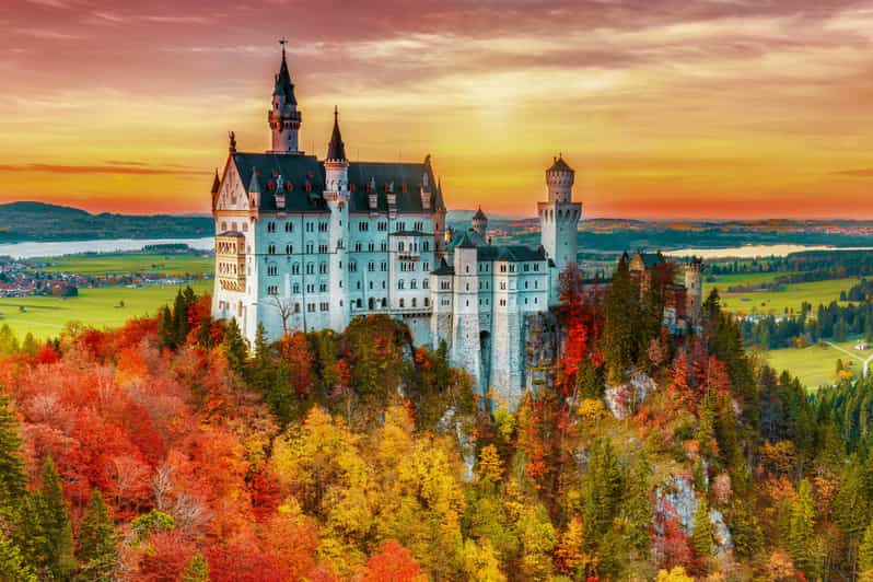 From Hohenschwangau: Tour to Neuschwanstein Castle - Introduction