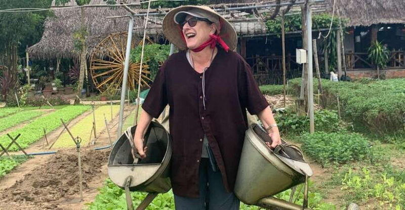 From Hoi An: Tra Que Vegetable Village - Cooking Class - Journey to the Local Market