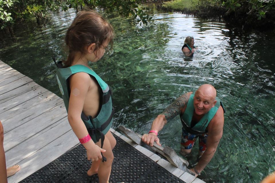 From Holbox: Speedboat Cruise With Lagoon Swim - Observing Punta Mosquito