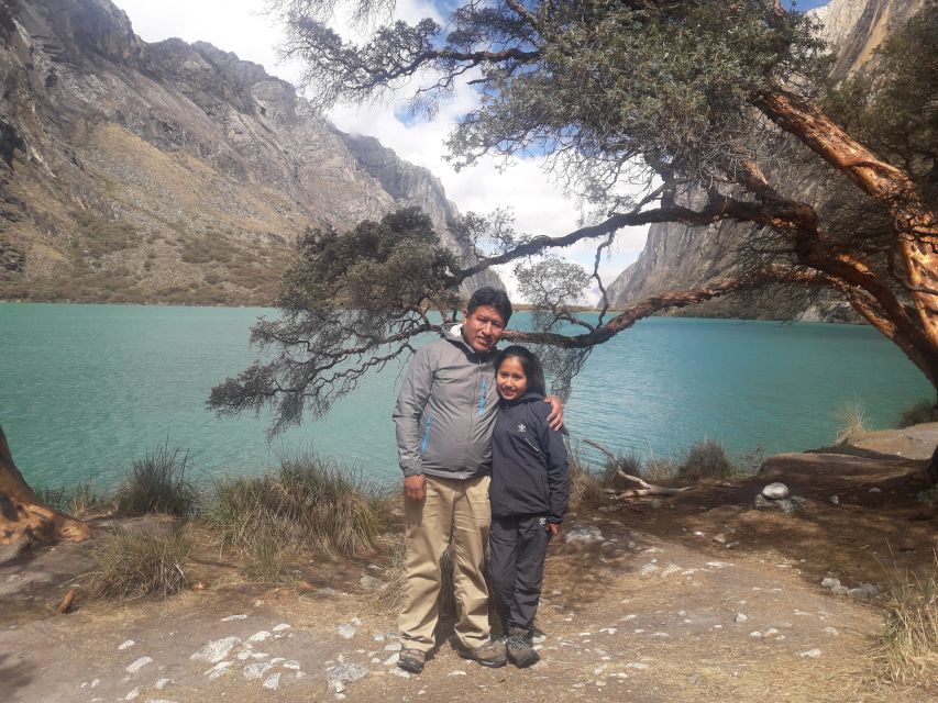 From Huaraz: Guided Hiking Tour of Llanganuco Lakes & Entry - Key Points