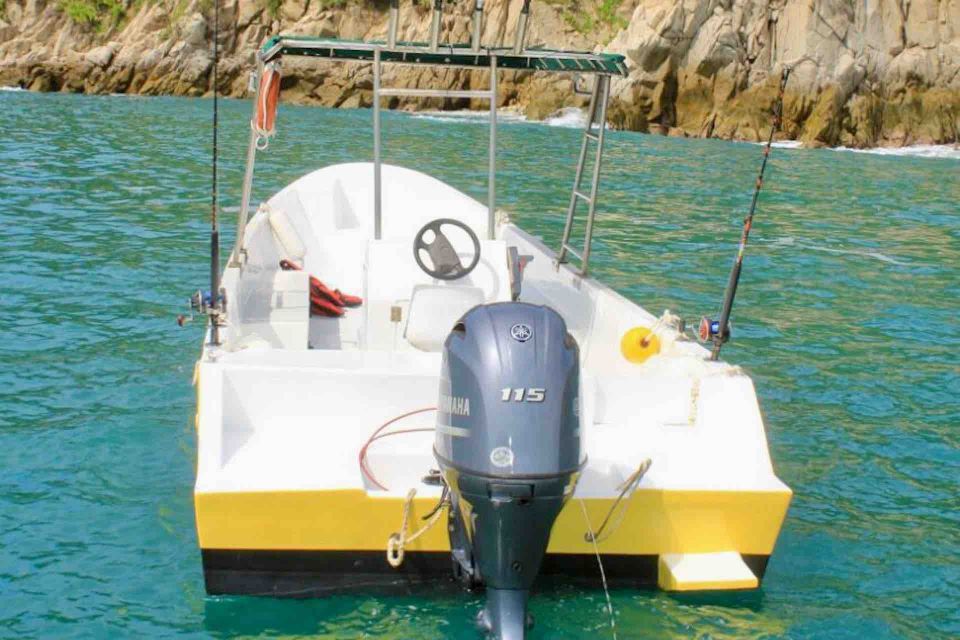 From Huatulco: Private 7 Bays Boat Tour - Transportation and Amenities