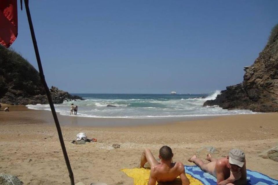 From Huatulco: Zipolite Adult Beach Day Trip - Captivating Coastline