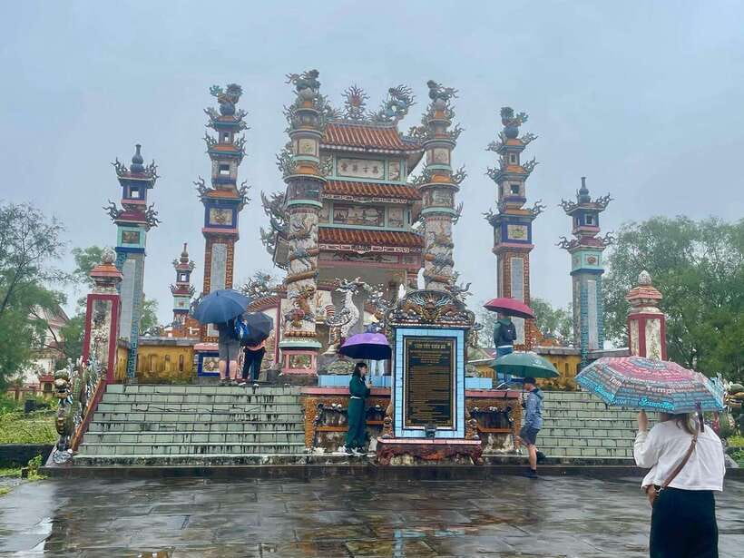 From Hue: Private Car to Hoi An via An Bang Cemetery - Key Points